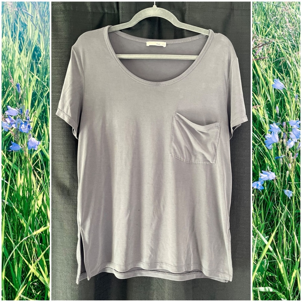 🌿 3 for $10 • Wilfred Free T Shirt
